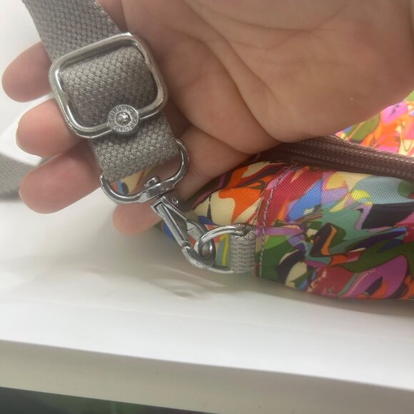 Kipling Multicolor Printed Crossbody Bag With Adjustable Grey Strap & Zipper Poc - Picture 5 of 12